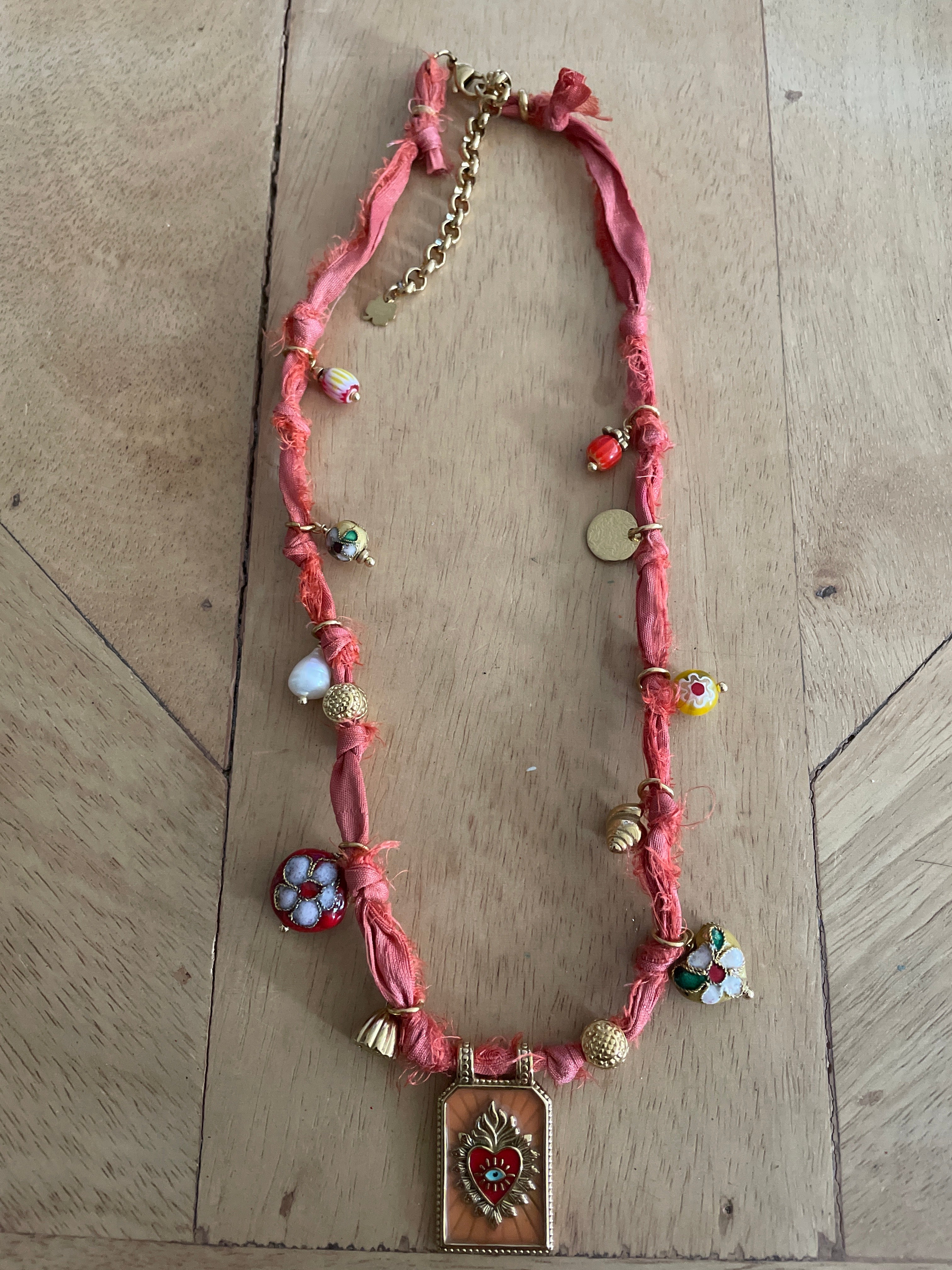 Gargantilla”Milagritos” Coral