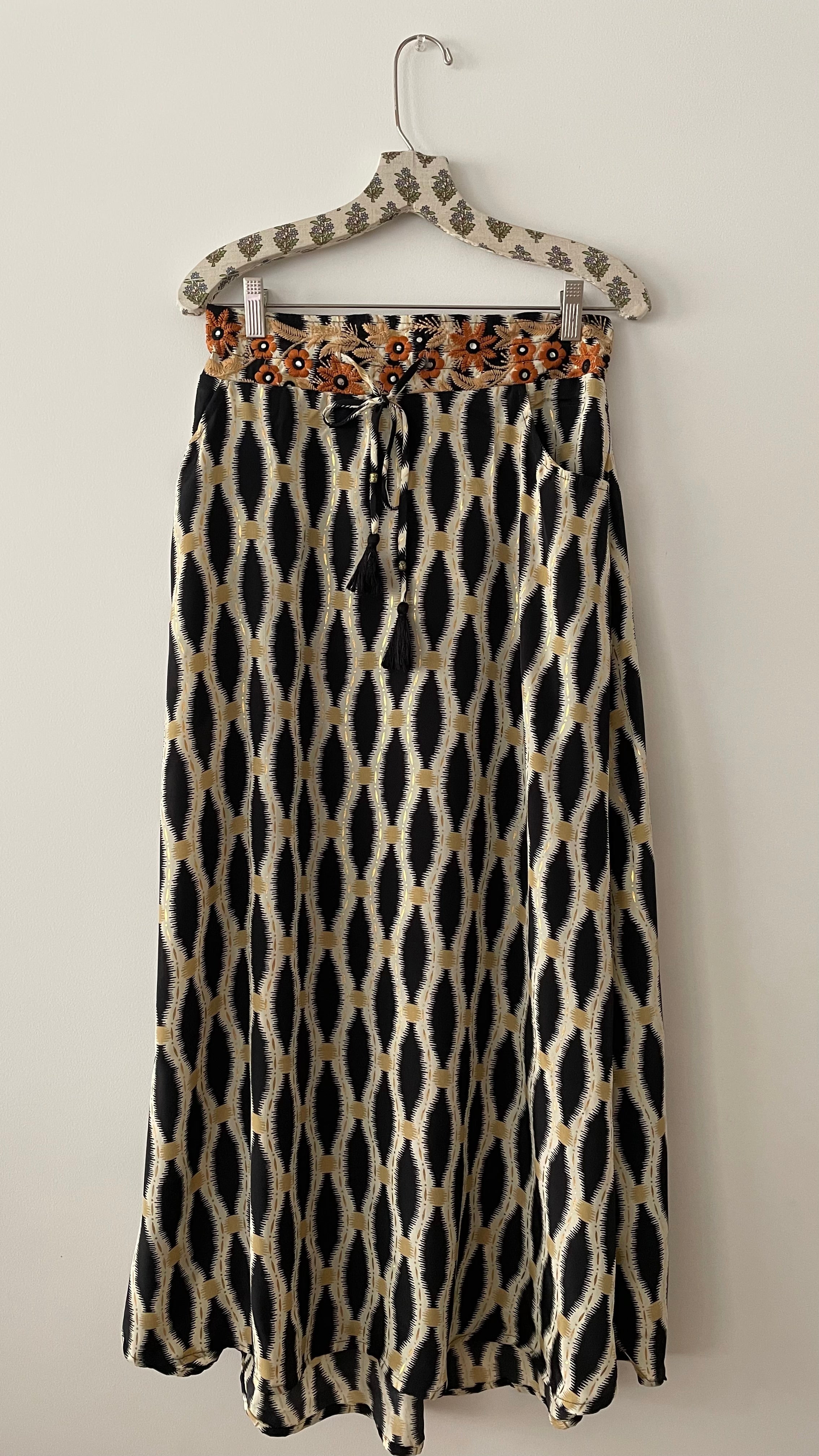 Falda “ Batik”