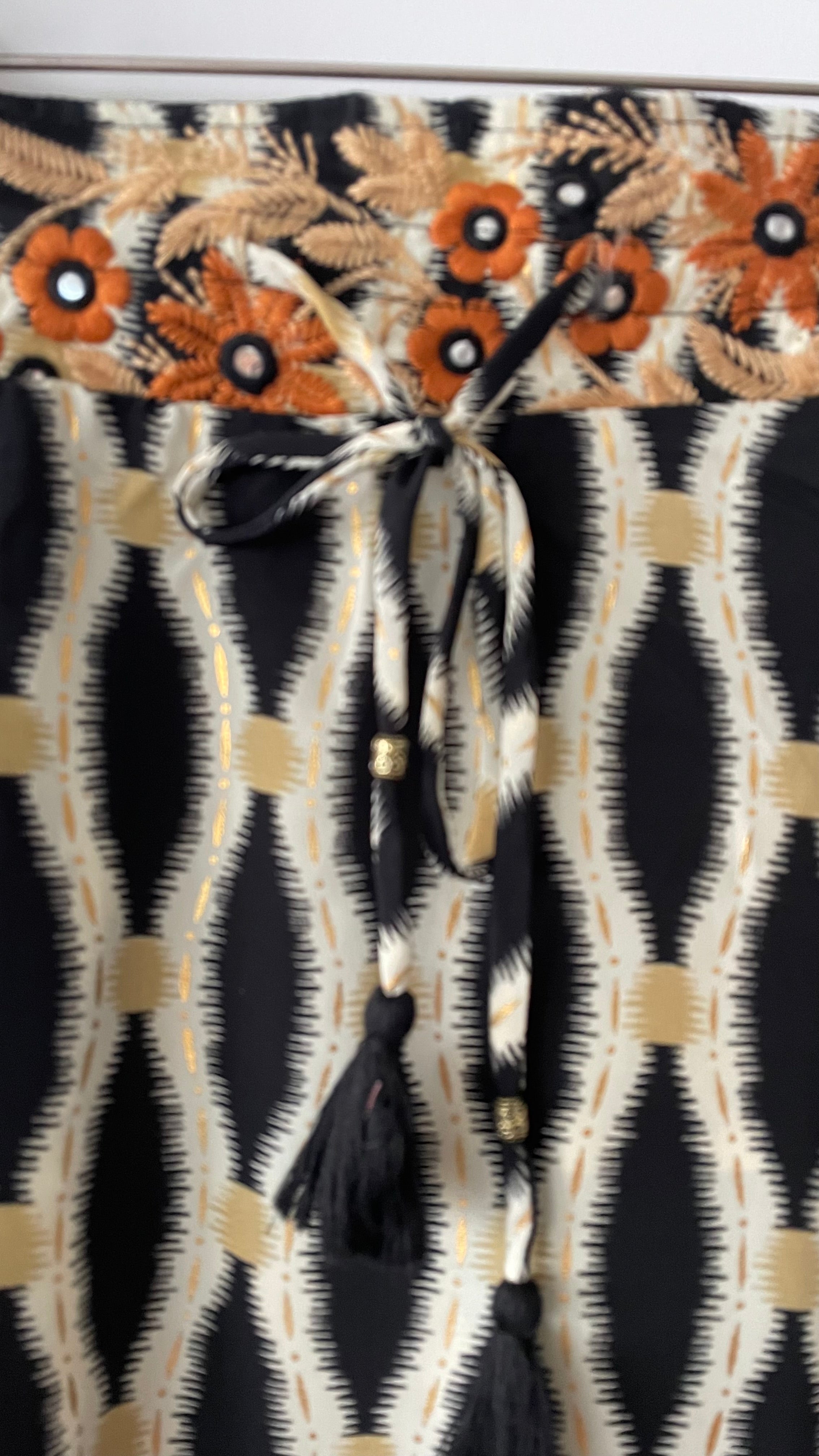 Falda “ Batik”