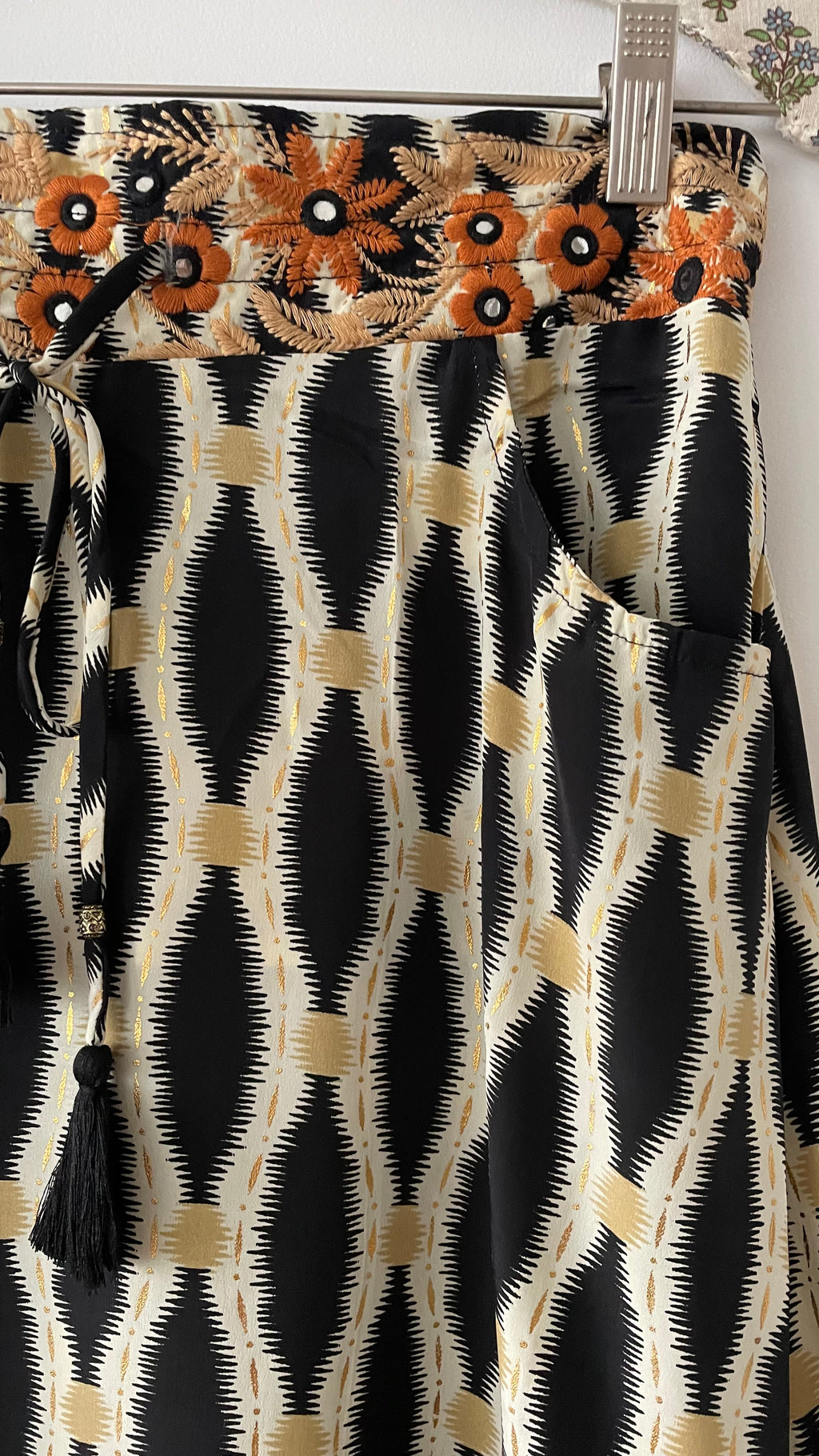 Falda “ Batik”